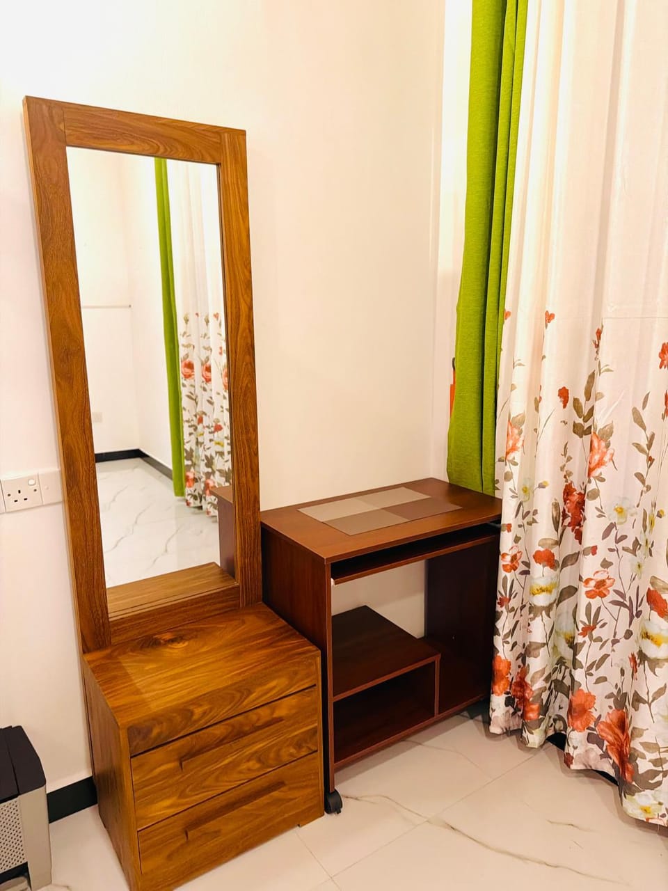 Bedroom, wardrobe