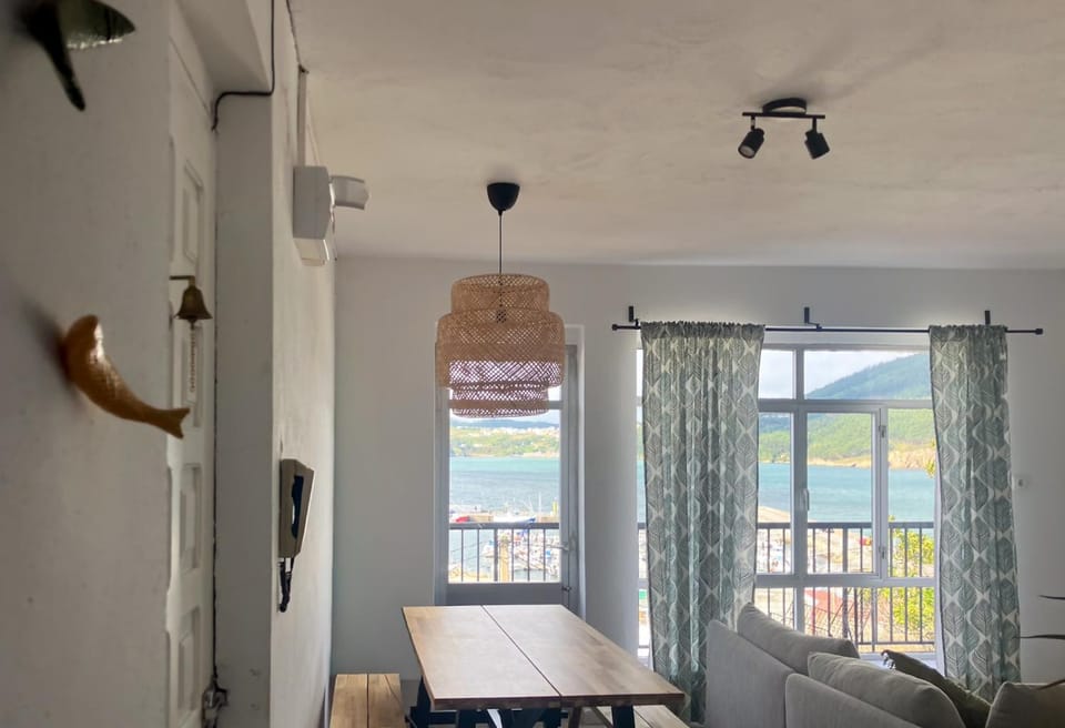 Wonderful of Livinggaliciabeach House in A Mariña Occidental