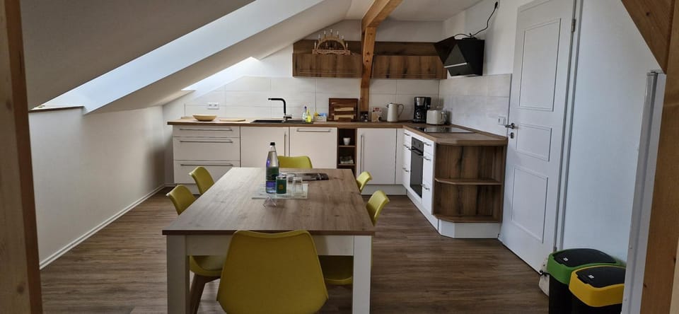 Kitchen or kitchenette, kitchen