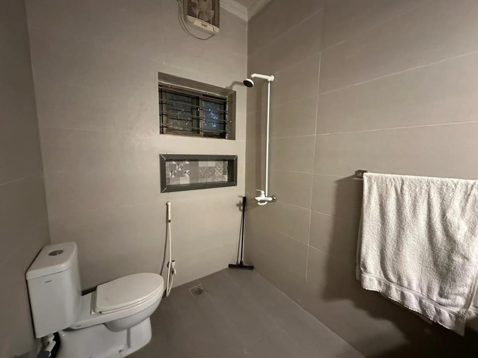 The 5BR Red Brick Luxury Residence Y Block DHA Phase 3 Villa in Lahore