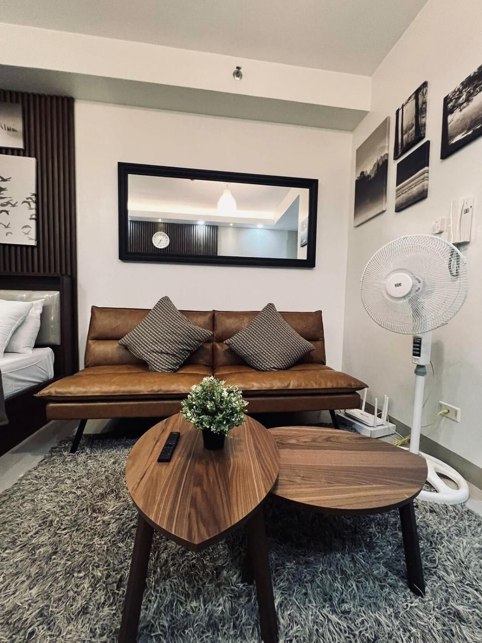 The Baylight Escape at Shore 2 Apartment in Pasay