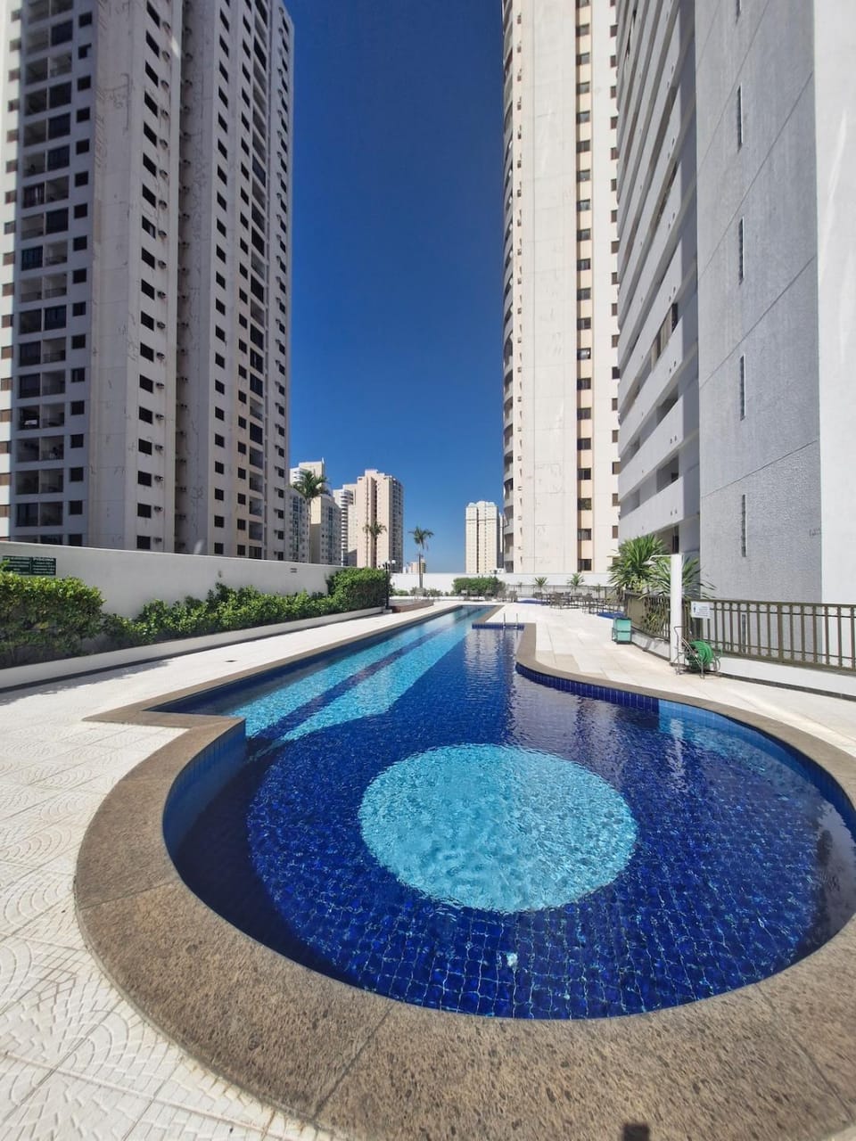 Flat com 1 quarto e sala Apartment in Goiania