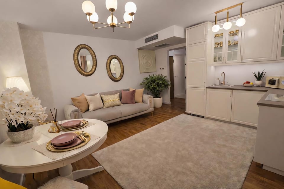 Kitchen or kitchenette, Living room, Seating area, Dining area