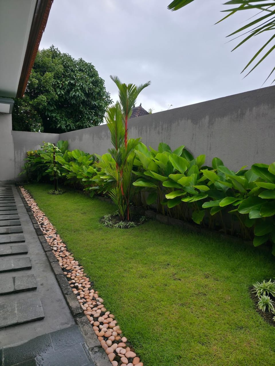 Le Calme Villa Brand New 2 BR Private Villa near Seminyak Villa in North Kuta