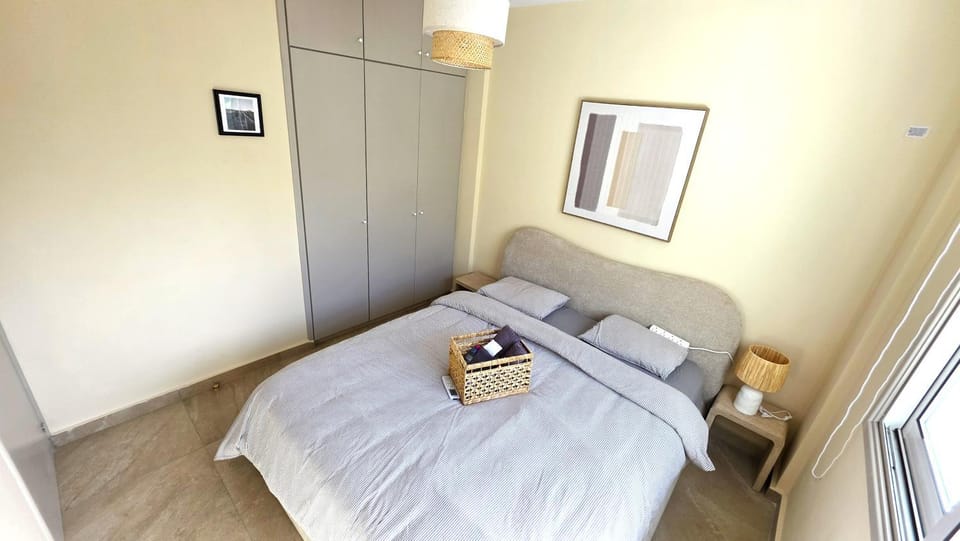 Bed, Photo of the whole room, Bedroom, towels, wardrobe