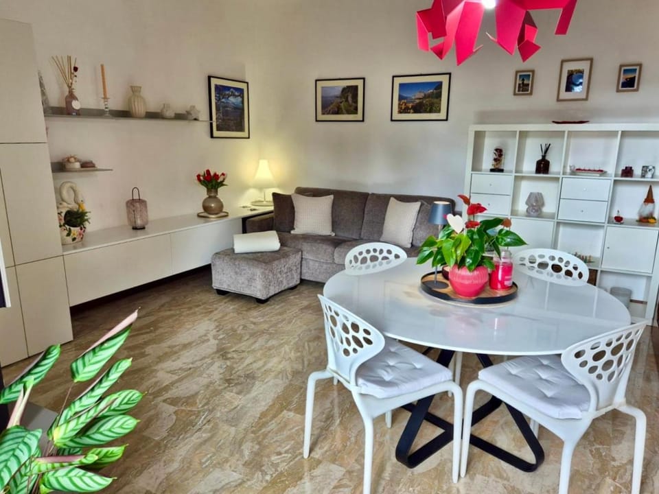 Faggi & Quiet Apartment in Mandello del Lario