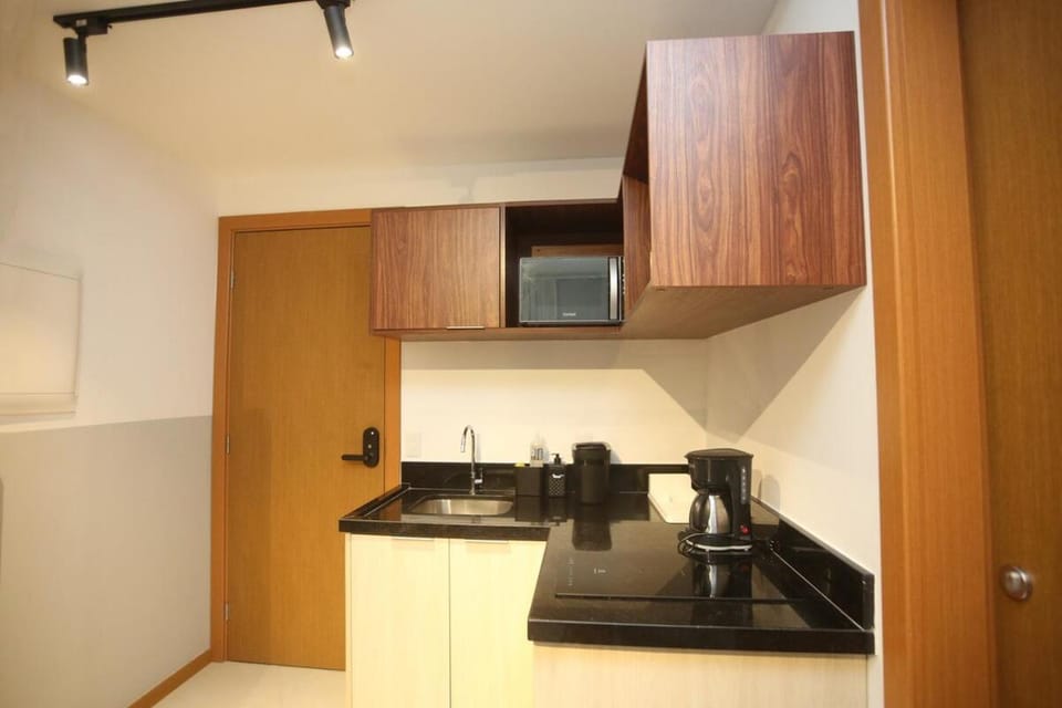 novinho excepcional quarto e sala no porto da barra Apartment in Salvador