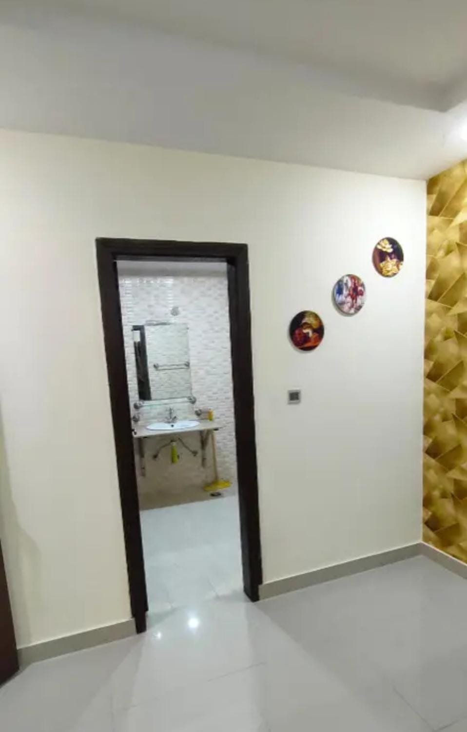 Elegant Room in heart of Islamabad Bed and Breakfast in Islamabad
