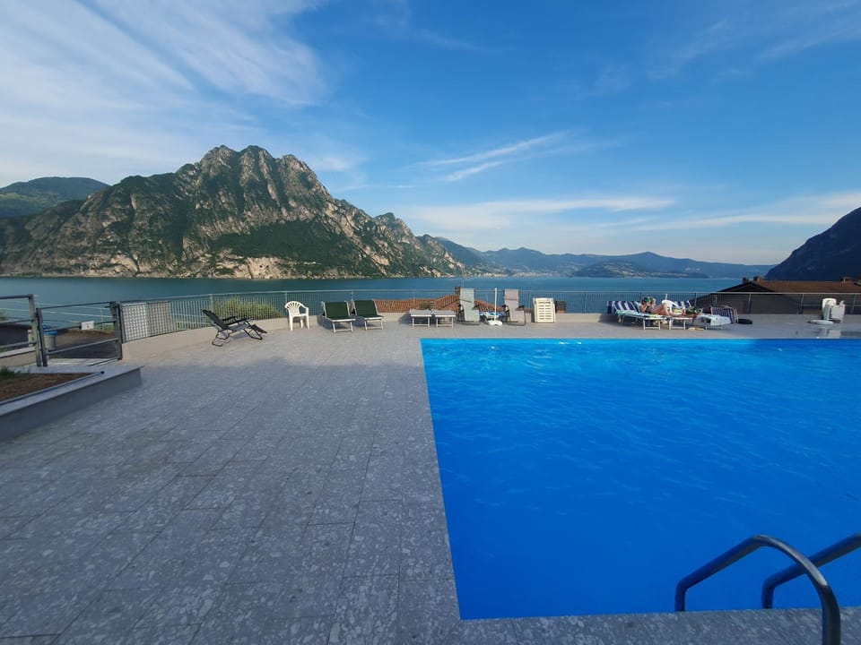Swimming pool, Public Bath