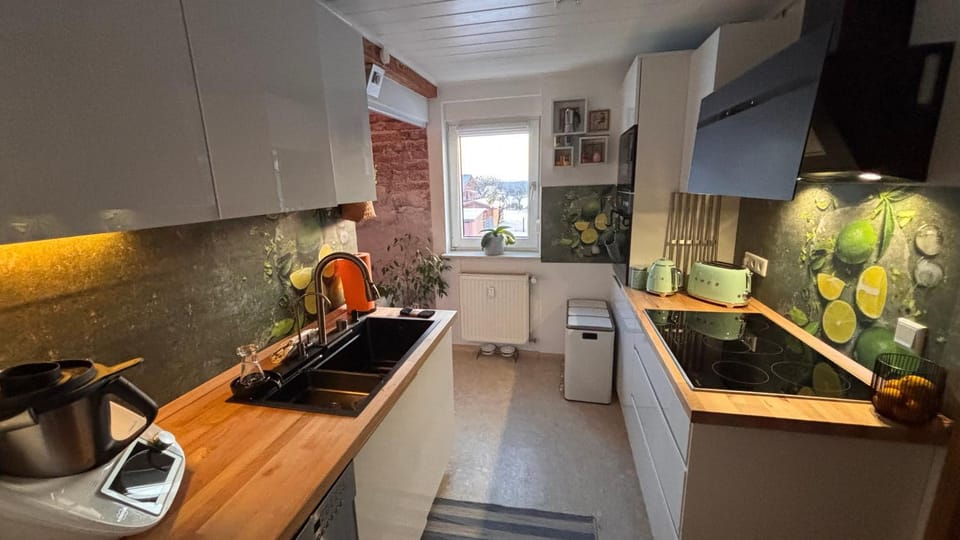 Kitchen or kitchenette, stove, kitchen, kitchen