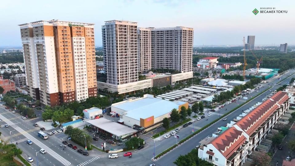 Căn Hộ 2 Phòng Ngủ 2 WC Trung Tâm Phường Bình Dương Apartment in Ho Chi Minh City