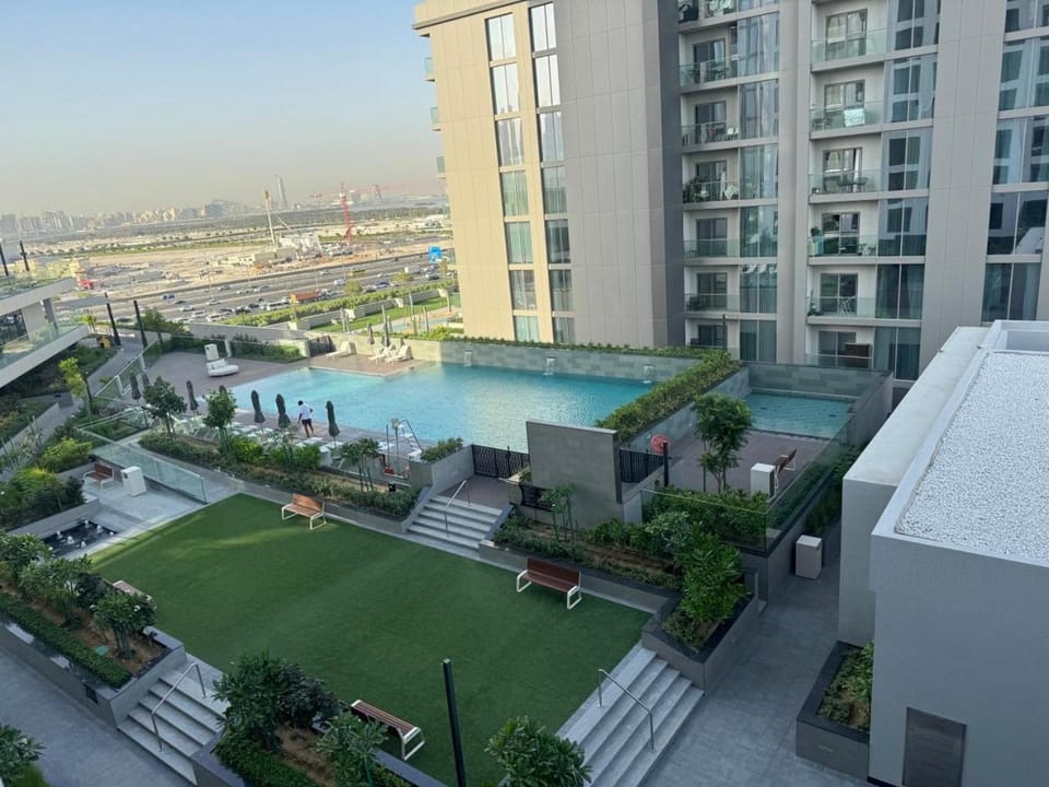 Creek Comfort and Coziness Apartment in Dubai