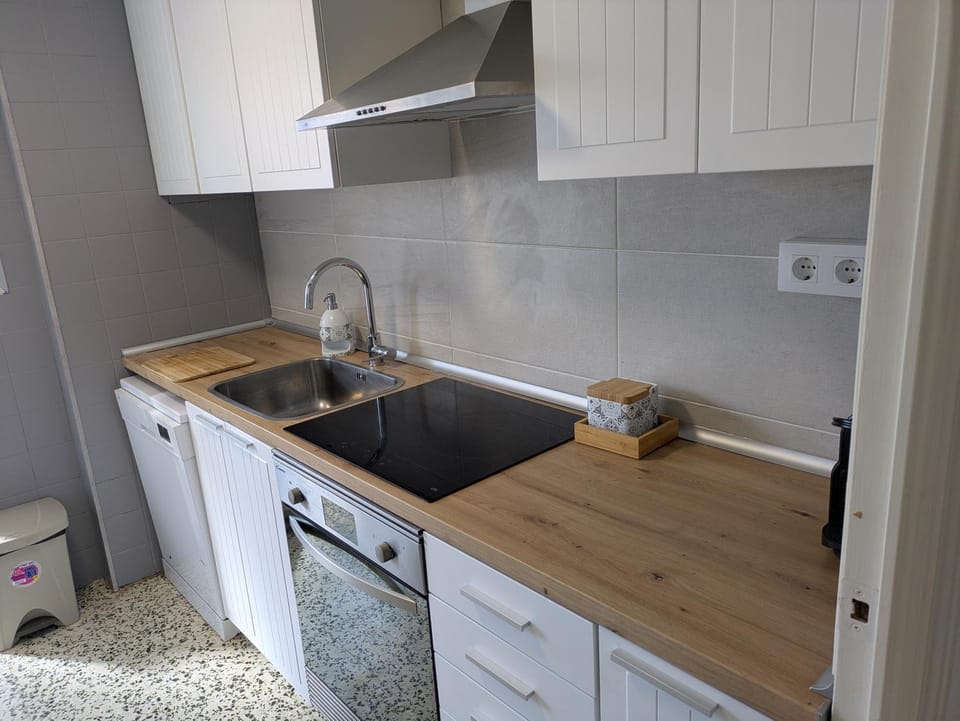 Apartamento Familiar con piscina y Garaje Playa de Gandía con vistas al mar Apartment in Safor