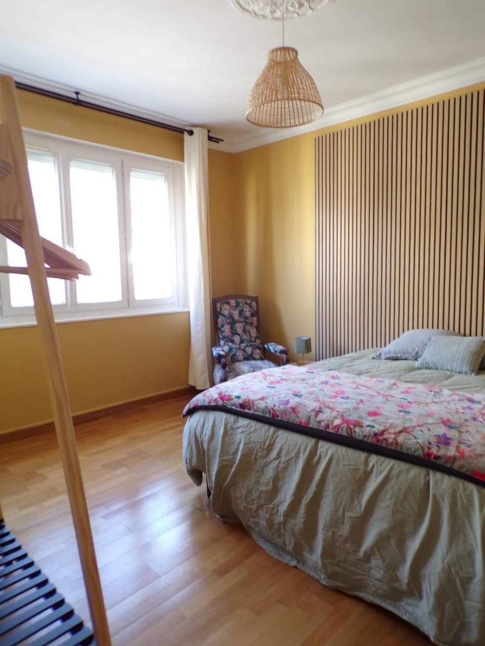 Duplex 6 people Near Tram Circuit Station Apartment in Le Mans