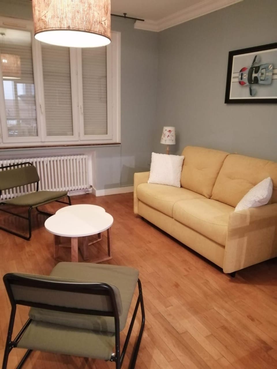 Duplex 6 people Near Tram Circuit Station Apartment in Le Mans