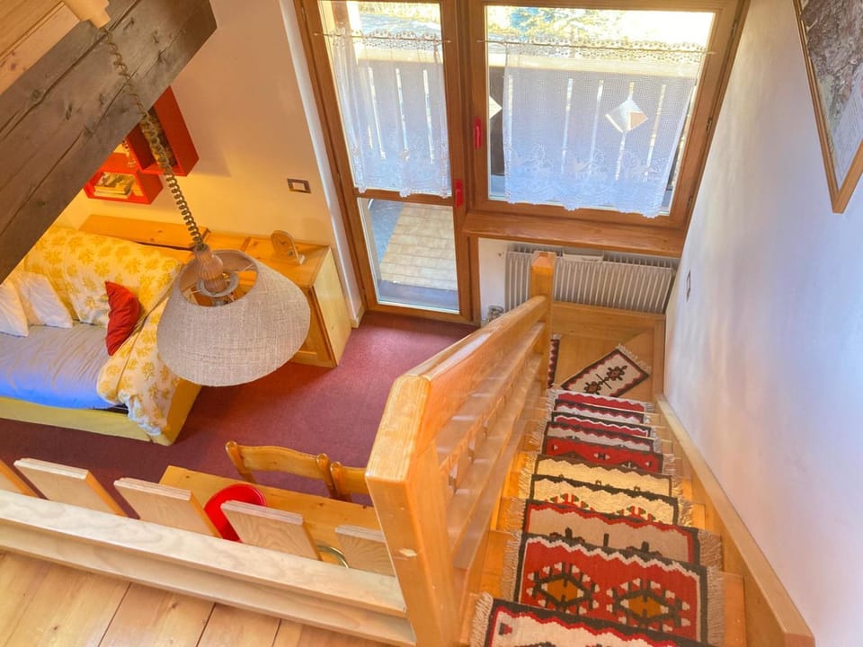 Living room, Seating area, Area and facilities