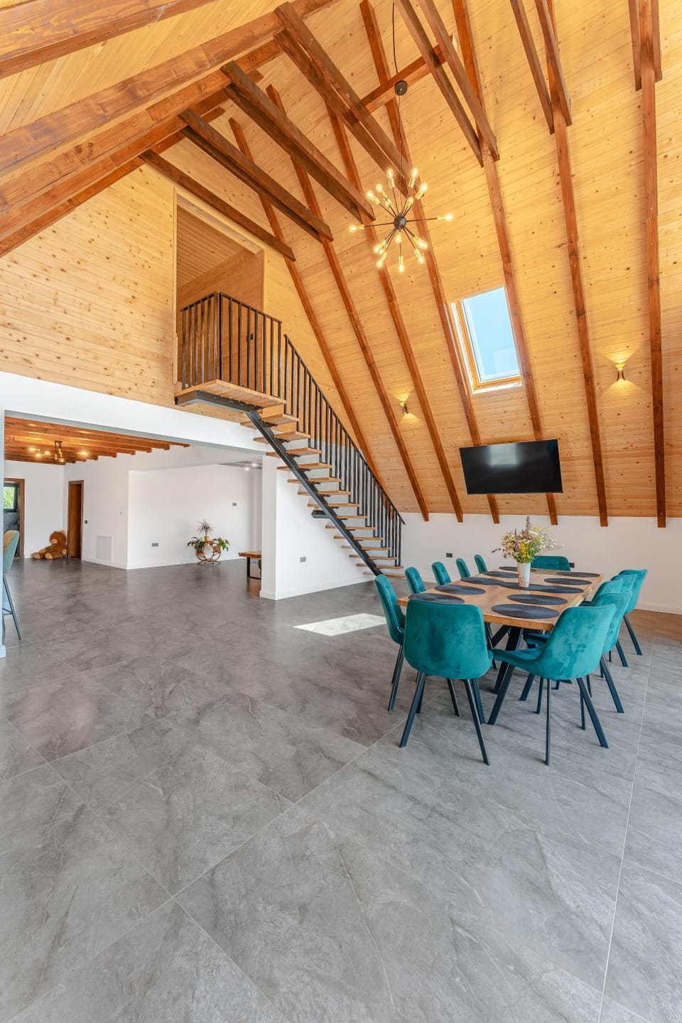 Living room, Seating area, Dining area