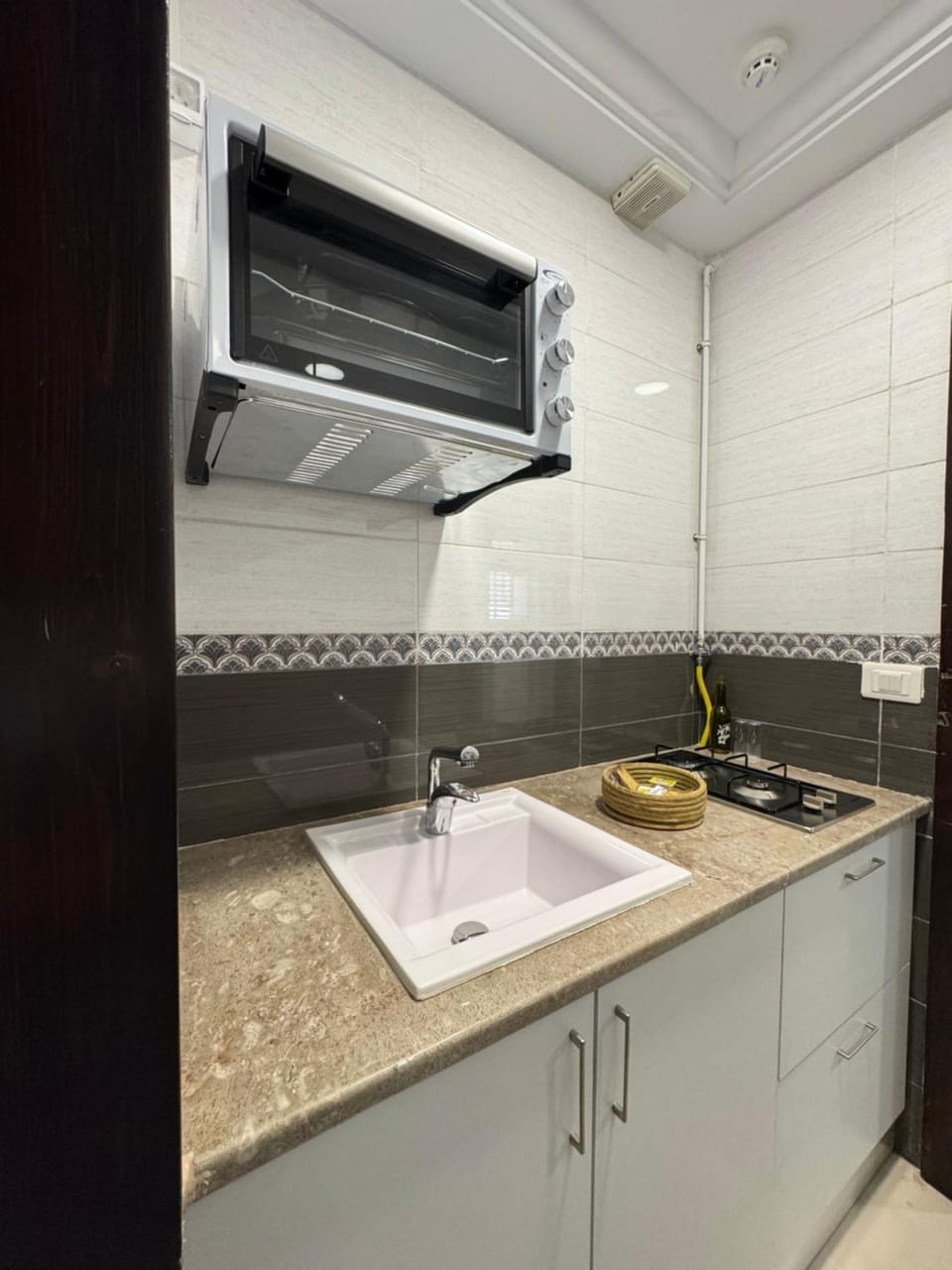 Le gris rayé Apartment in Tunisia