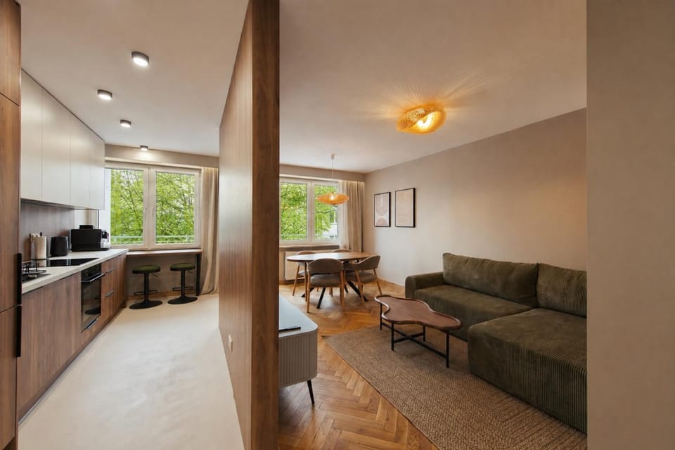 Kitchen or kitchenette, Living room, Seating area, Dining area, Garden view