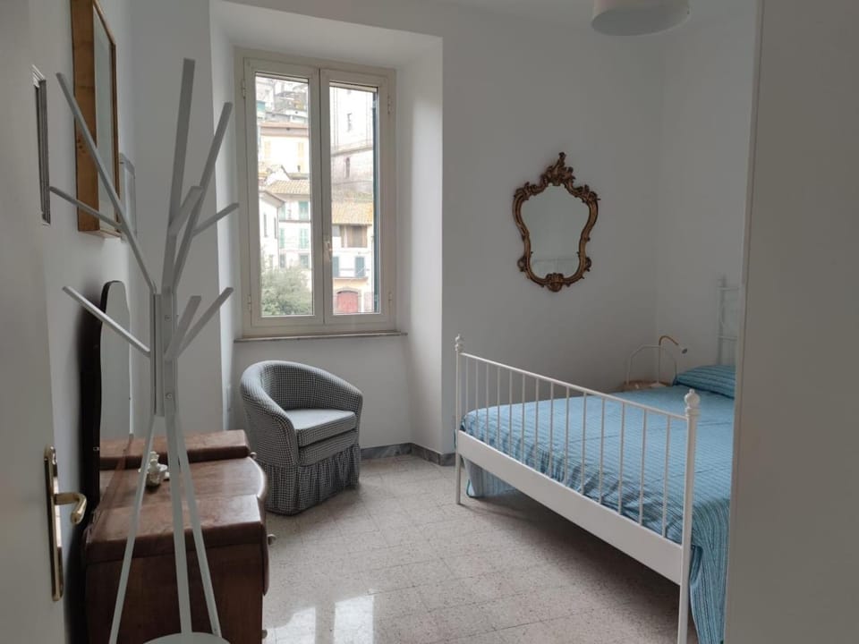 Soggiornare accanto a palazzo Chigi Albani Apartment in Lazio