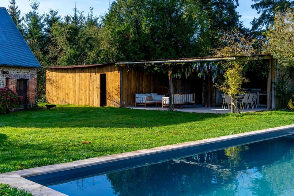 Garden, Swimming pool, Swimming pool