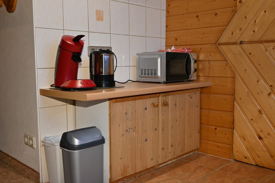 Coffee/tea facilities, Kitchen or kitchenette