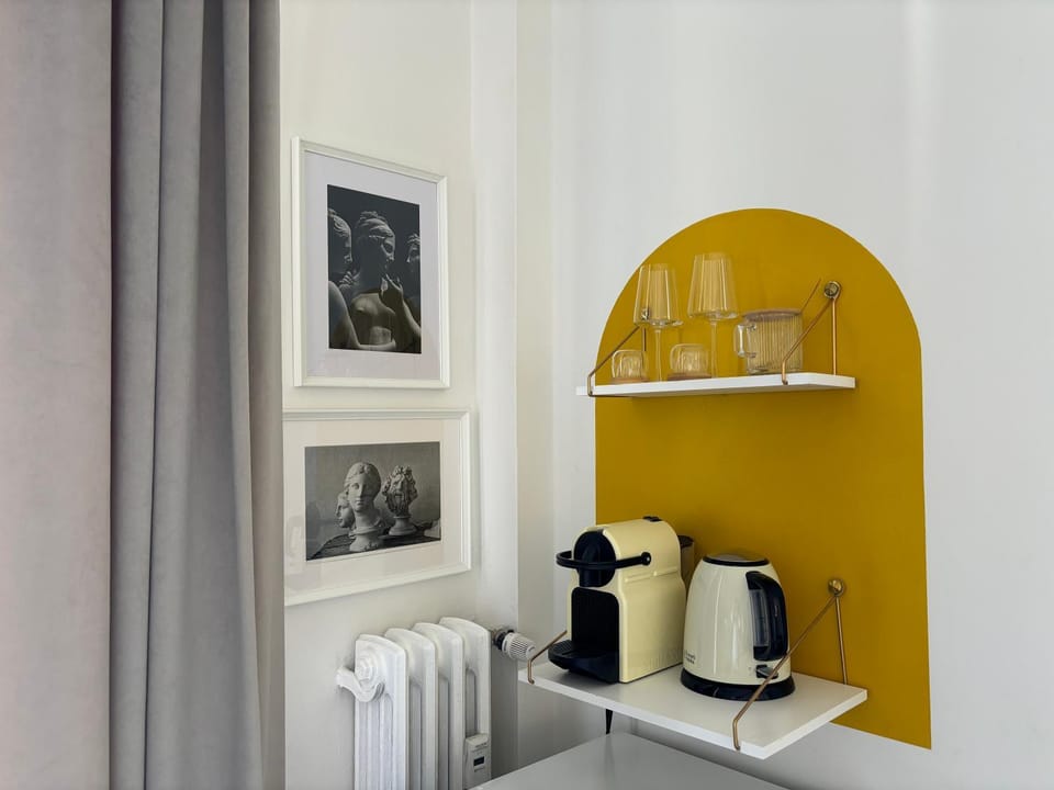 OASIS Room Vacation rental in Florence