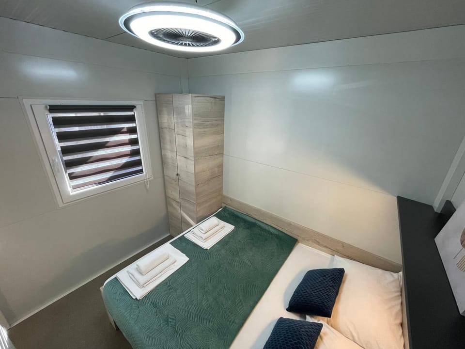Mobile home Nika&Lana Privlaka Campground/ 
RV Resort in Lika-Senj County