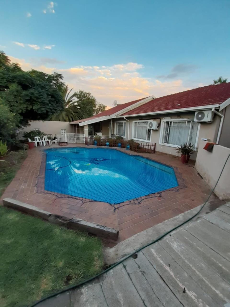 BBQ facilities, Garden, Swimming pool