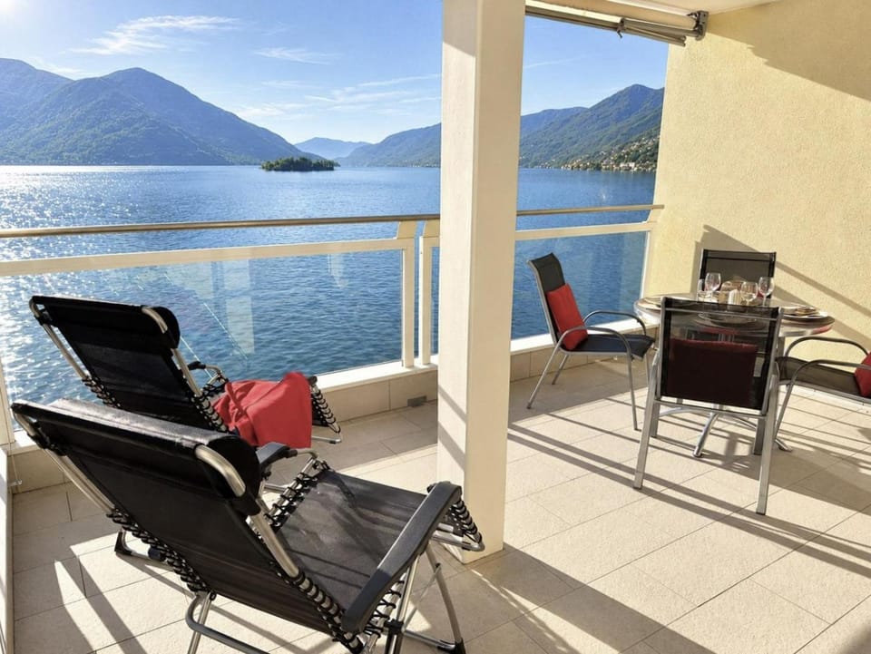 Residenza Acapulco II by Fewotessin Apartment in Ascona