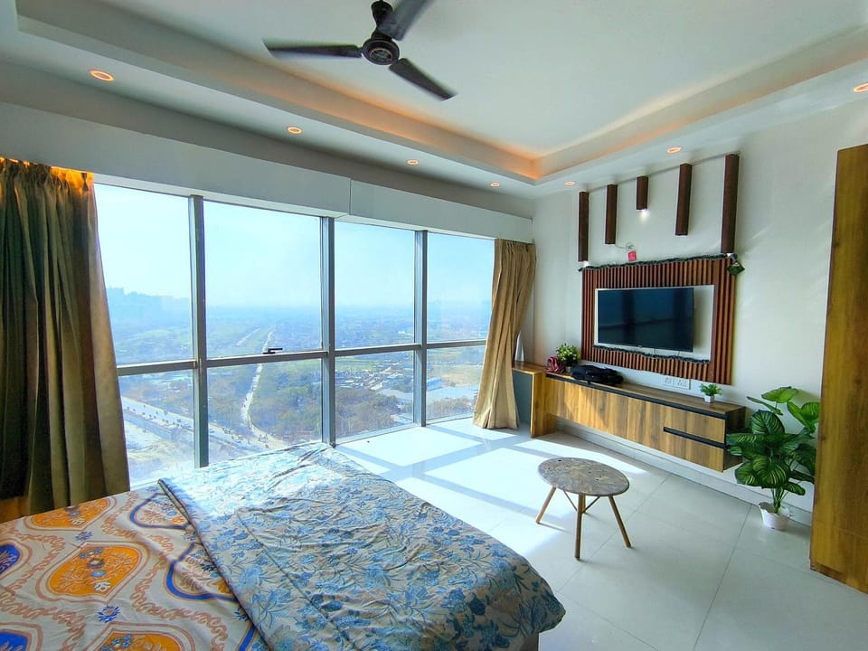 The heaven stays Hotel in Noida