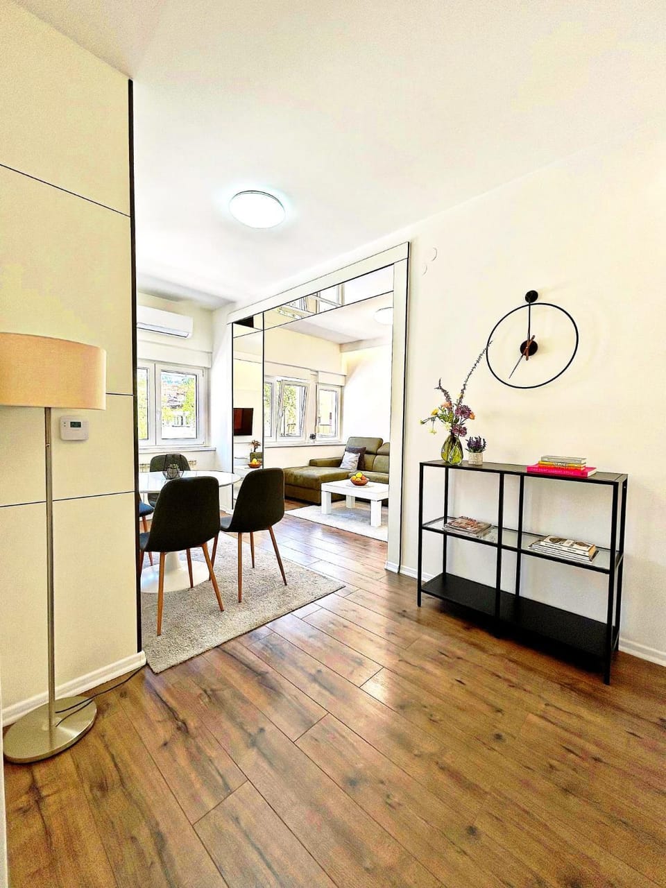 Living room, Seating area, Dining area