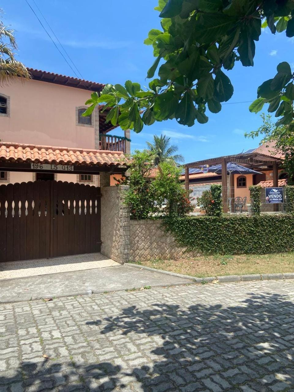 Property building, Day