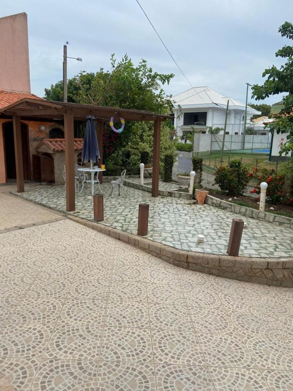 Day, Garden
