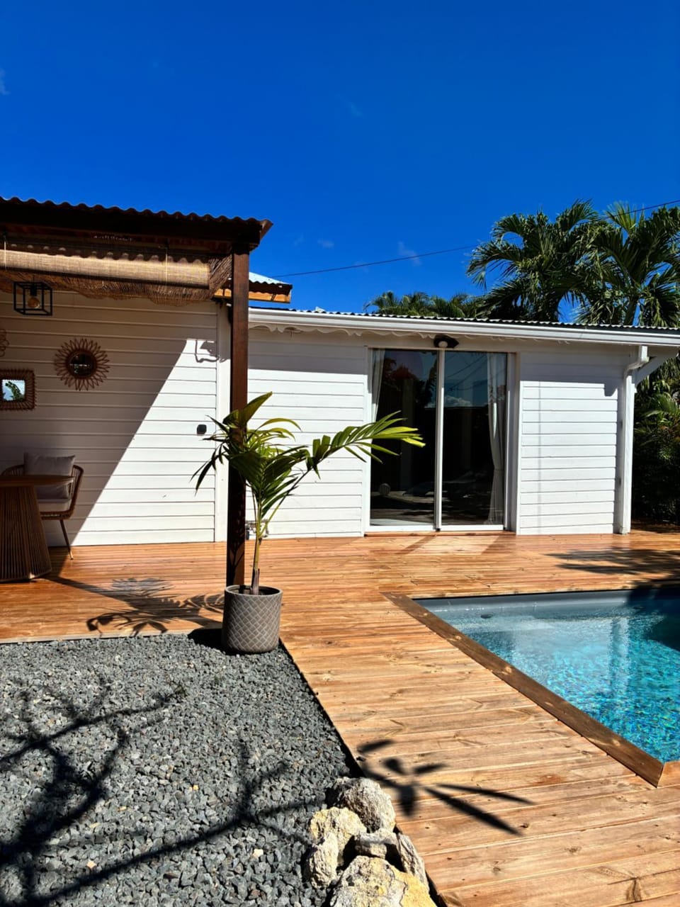 Patio, Swimming pool
