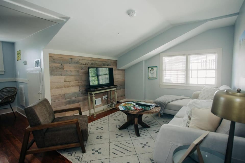 Elegant Masters-Inspired Getaway | Prime Location Apartment in North Augusta