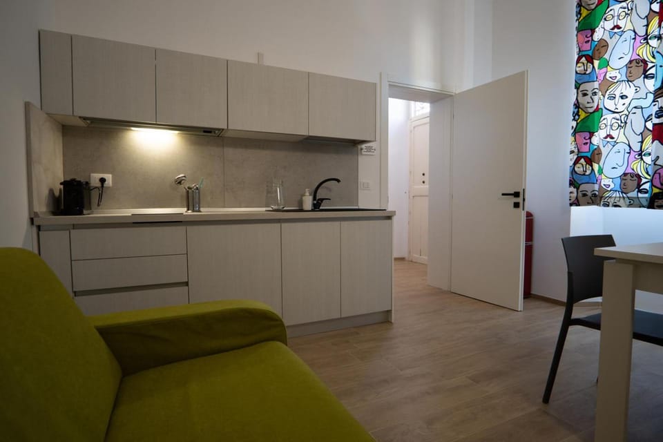 Kitchen or kitchenette, Living room, Dining area, minibar