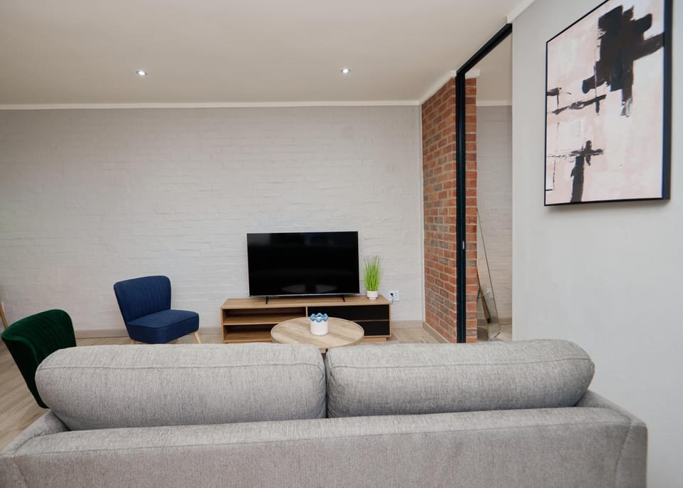 Brooklyn Modern Apartment Near Hatfield & Menlyn Apartment in Pretoria
