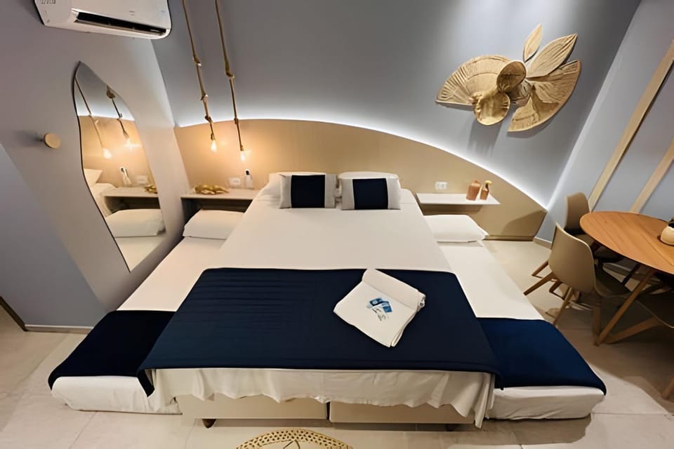 View (from property/room), Photo of the whole room, Bedroom