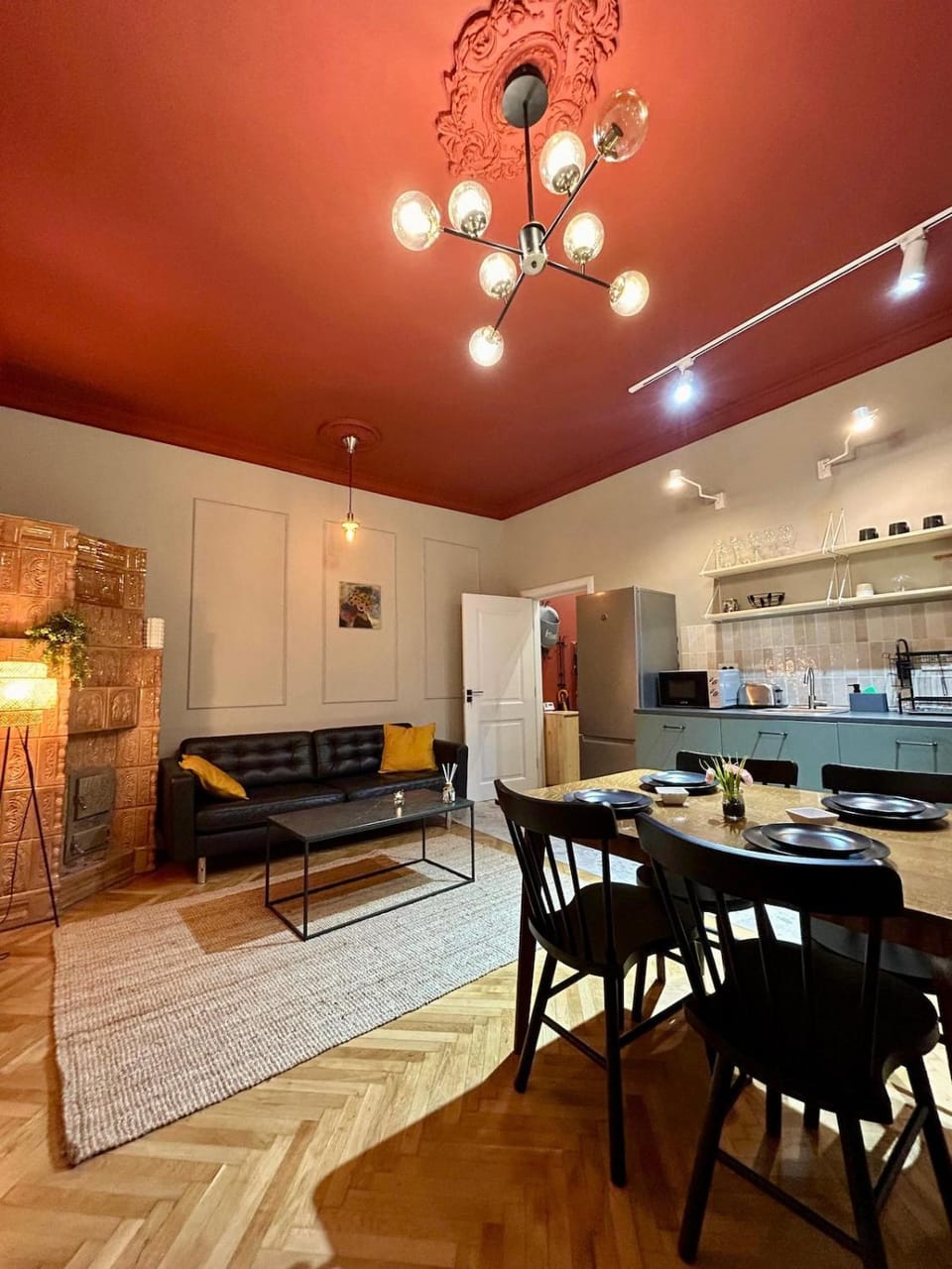 Living room, Dining area