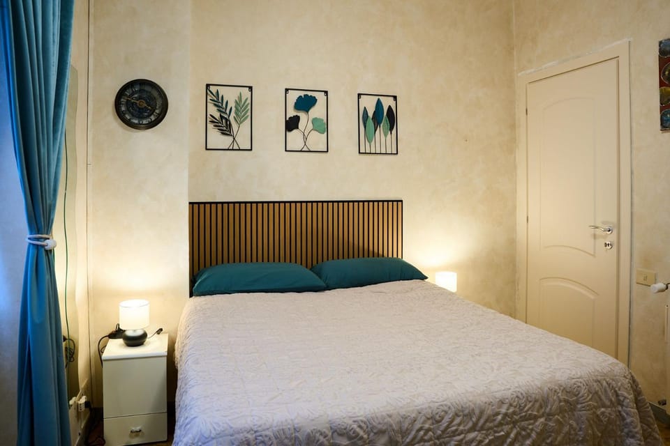 Gardenie Guest House vicino la metro Bed and Breakfast in Rome