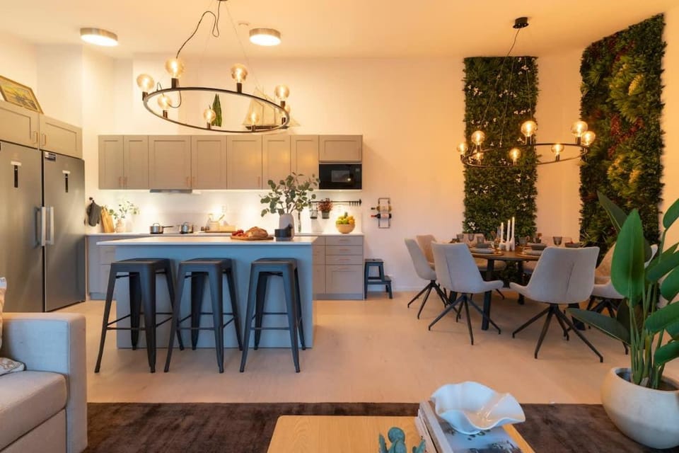 Stylish Home for 9 Guests - Balcony - Nature Views House in Skåne County