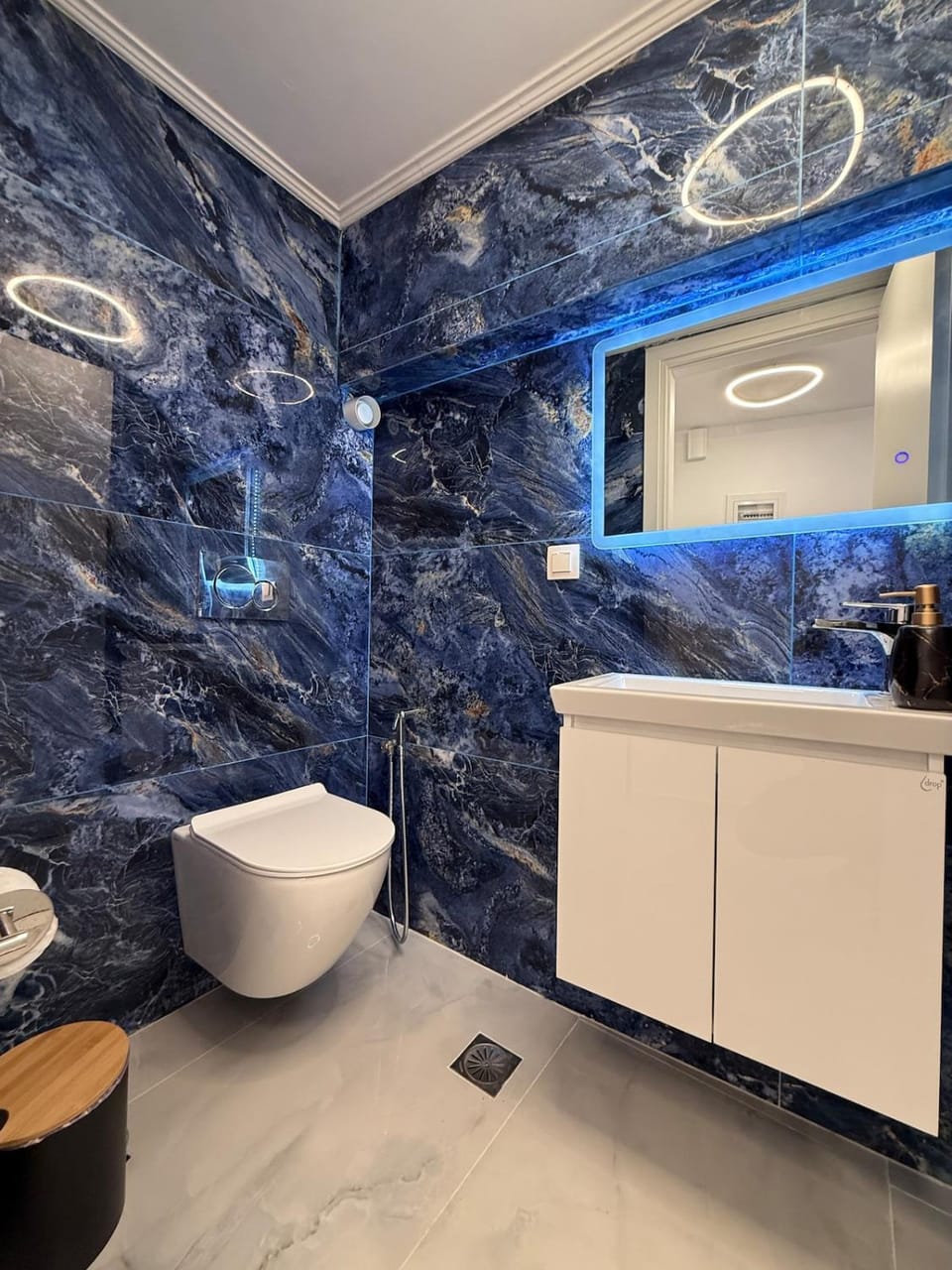 City Center Dream Studio Apartment in Athens