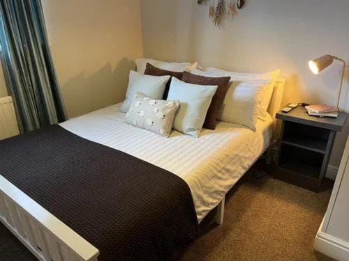 Ye Olde Crown Hotel in Sevenoaks District