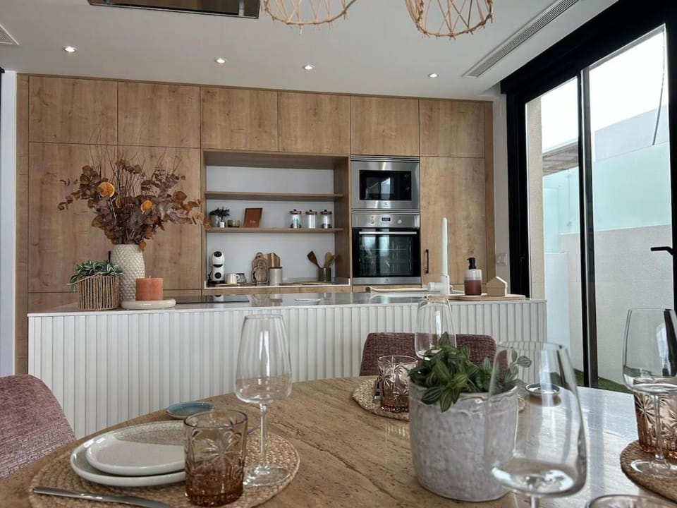 Casa Roig Ibiza Vibes Villa in Vega Baja del Segura