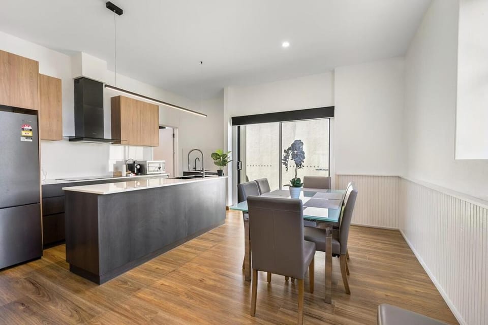 Modern refine home House in Bellerive