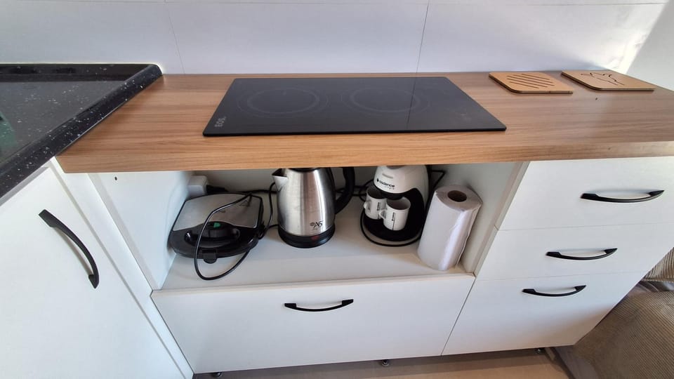 stove, toaster