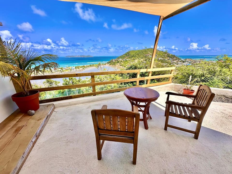 Mer & Sel Luxury Villa and Suites Apartment in Leeward Islands