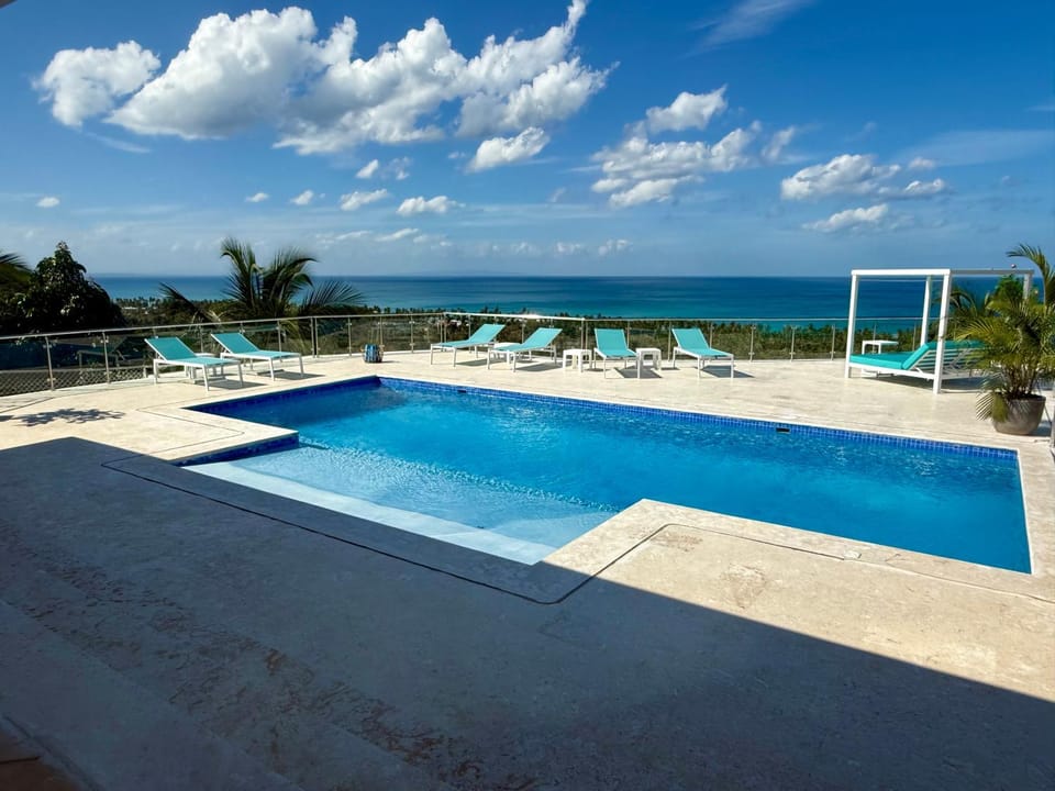 Day, Natural landscape, Balcony/Terrace, Pool view, Sea view, Swimming pool, sunbed
