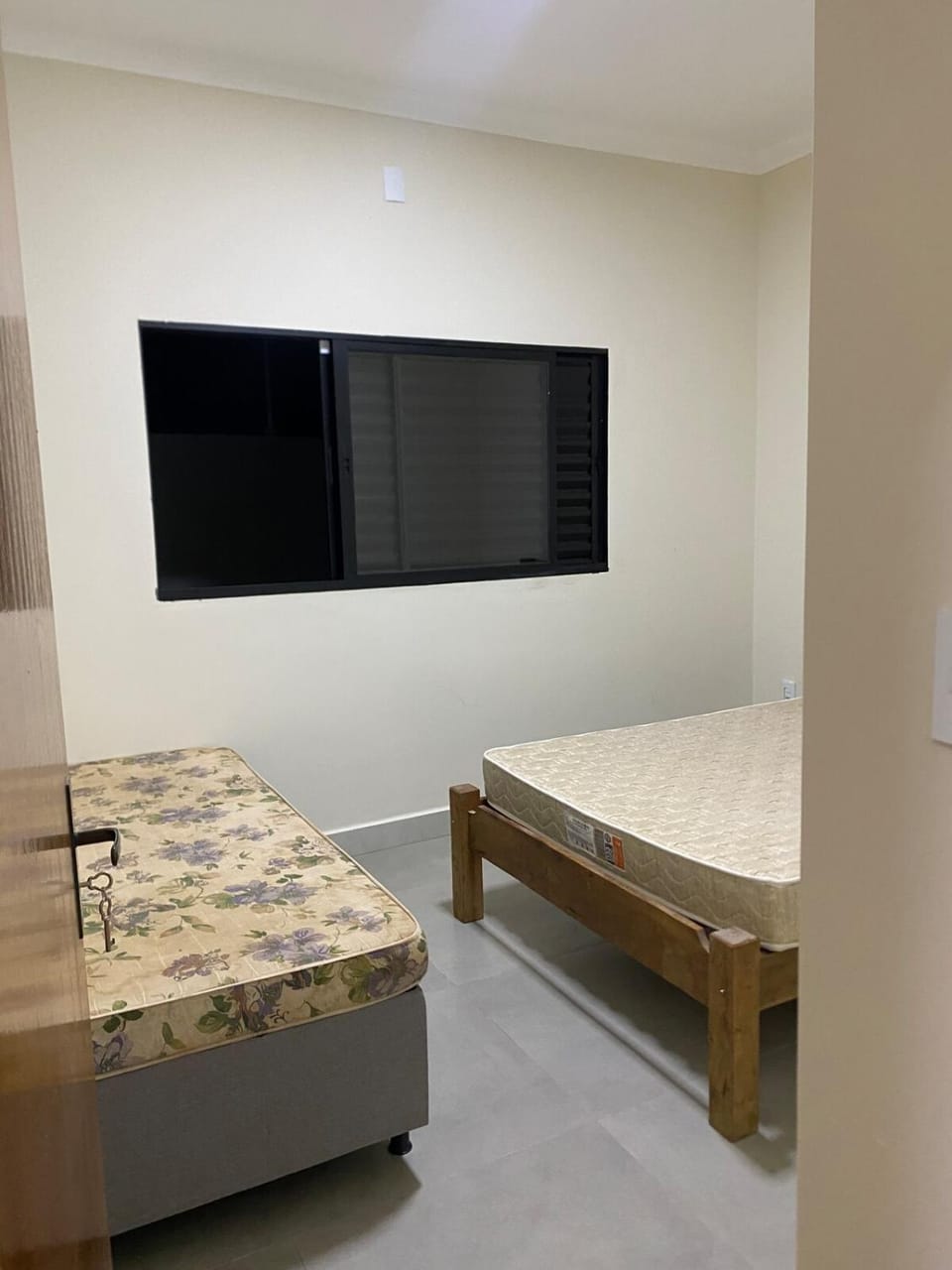 Apartamento em rifaina espaçoso com piscina Apartment in State of São Paulo